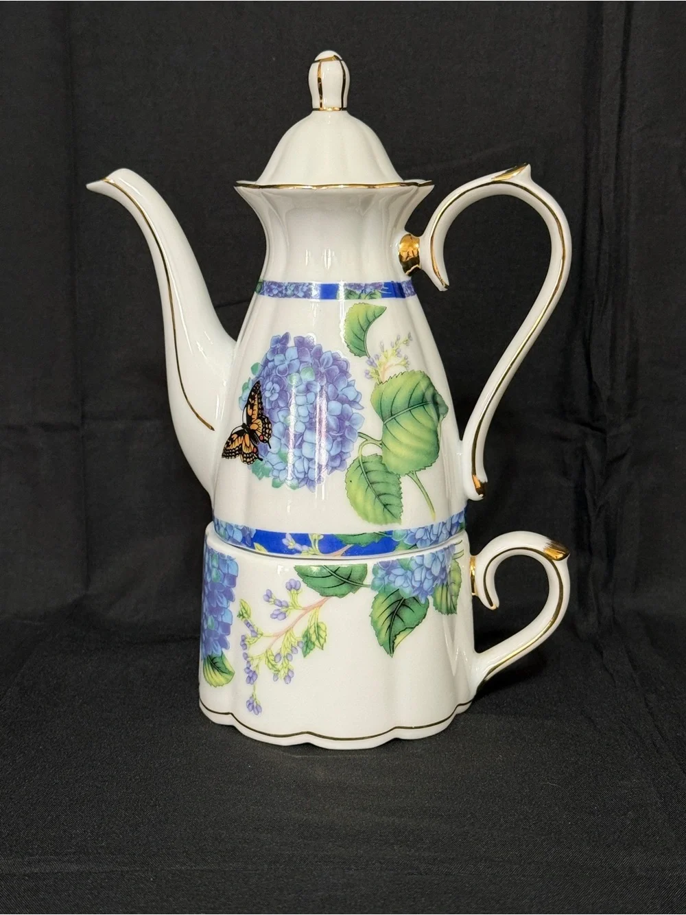 White Porcelain Hydrangea Tea-for-One Set with Gold Trim